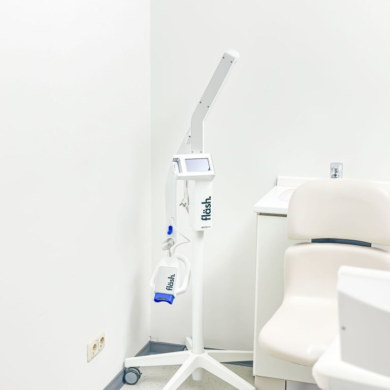 Zahnaufhellung mit Fläsh